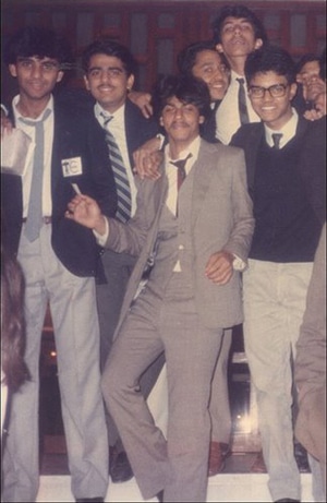 BLAST FROM THE PAST: Shahrukh Khan with his college buddies.