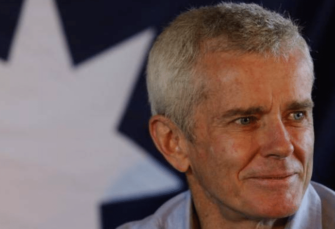 Malcolm Roberts