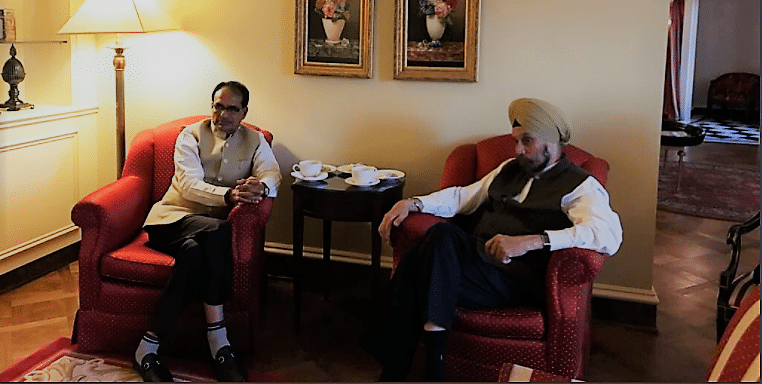 Shivraj Singh Chouhan (left) with Navtej Sarna, the Indian Ambassador to the US.