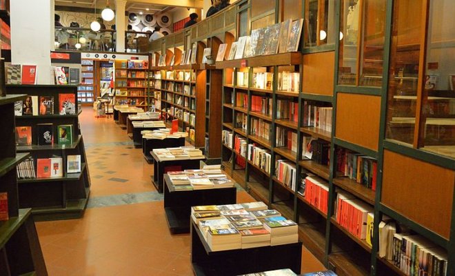 Oxford bookstore in Kolkata
