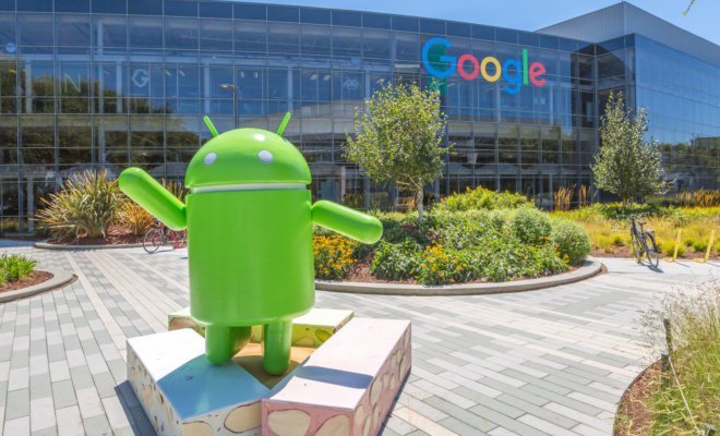 Android Nougat replica in front of Google headquarters building.